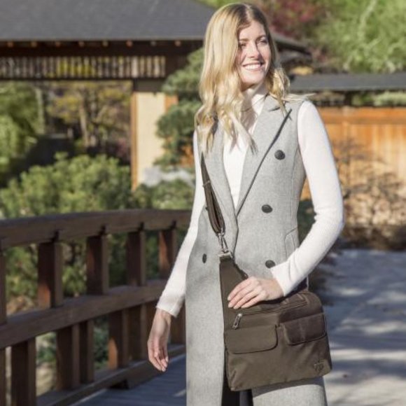 Travelon Handbags - TRAVELON Crossbody Shoulder Bag RFID 💳 Protection